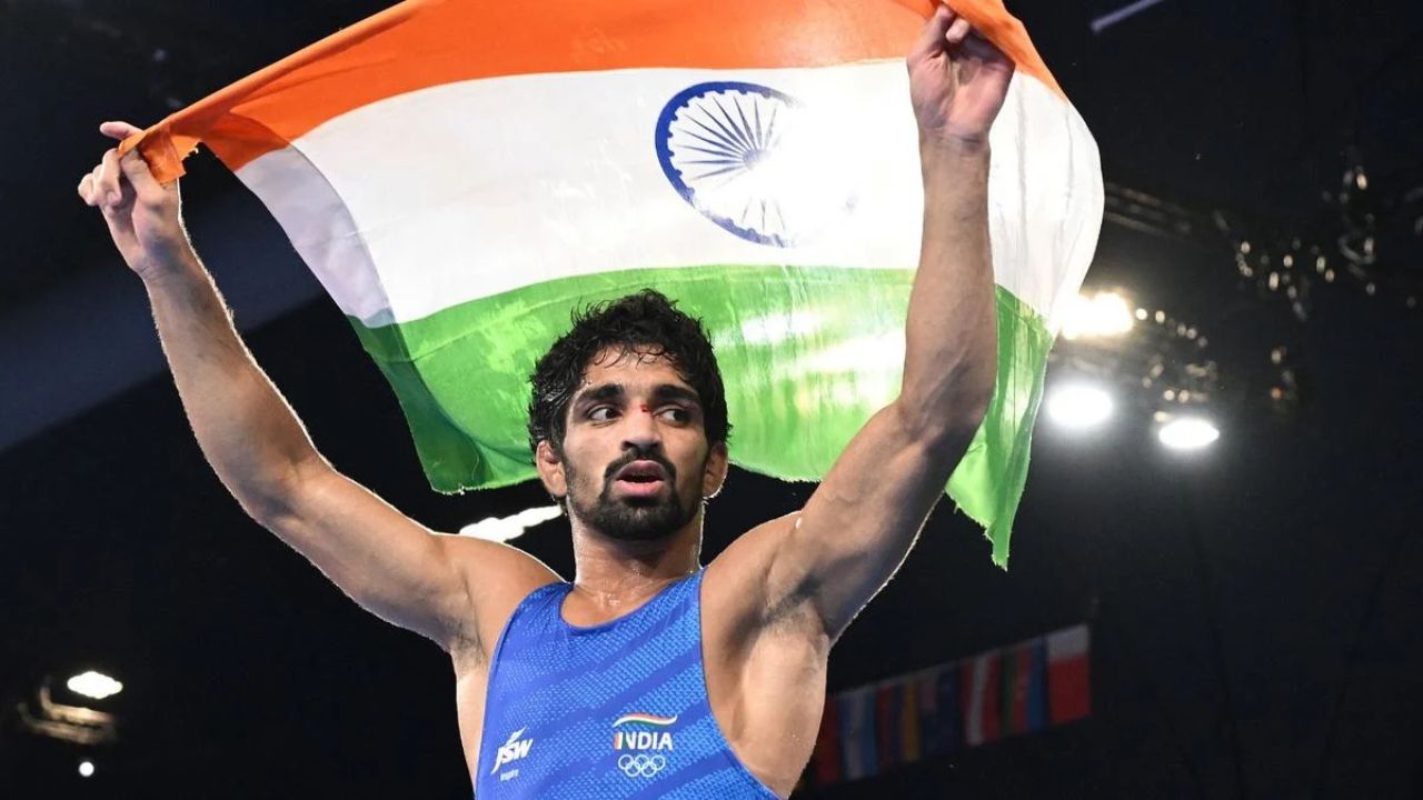 अखेरच्या क्षणी पलटला सामना! आशियाई क्रीडा स्पर्धेत अमन सेहरावतने भारताला मिळवून दिलं 20 वं सुवर्णपदक